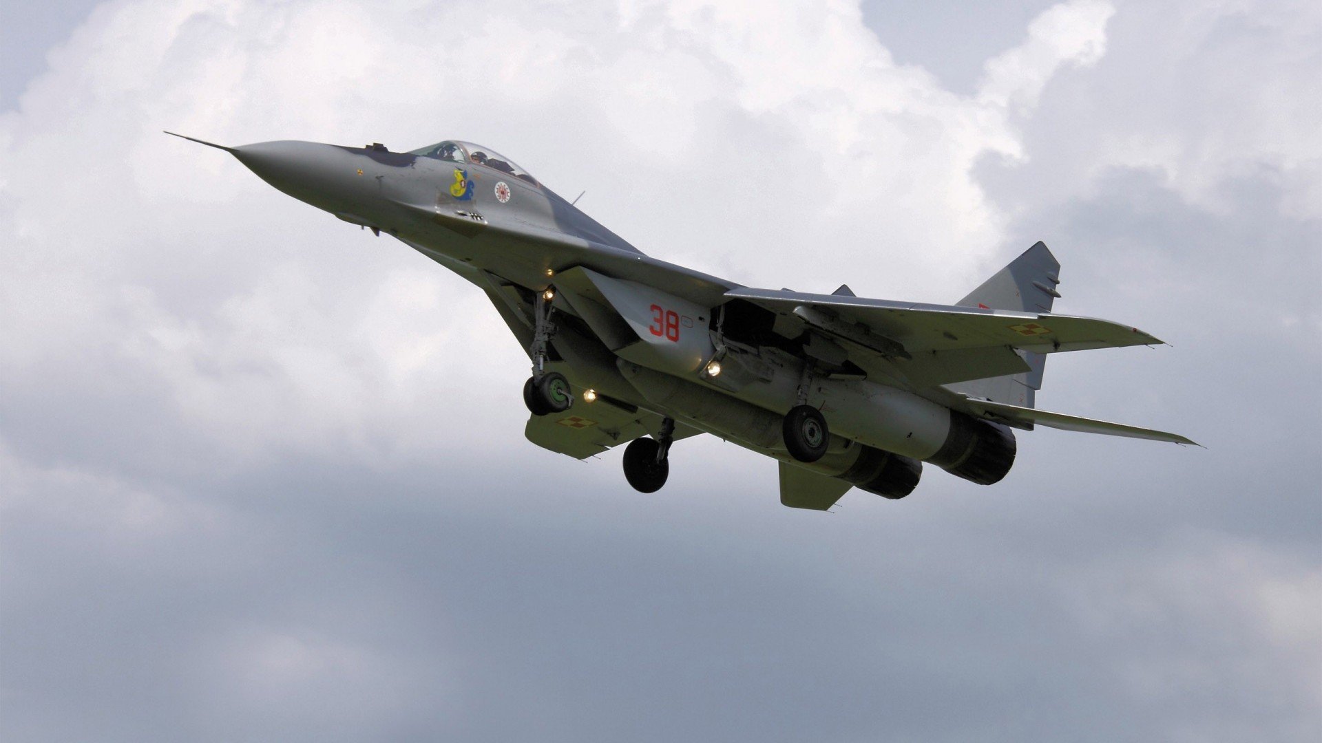 西甲冲突升级!裁判判罚引发争议,西甲规则