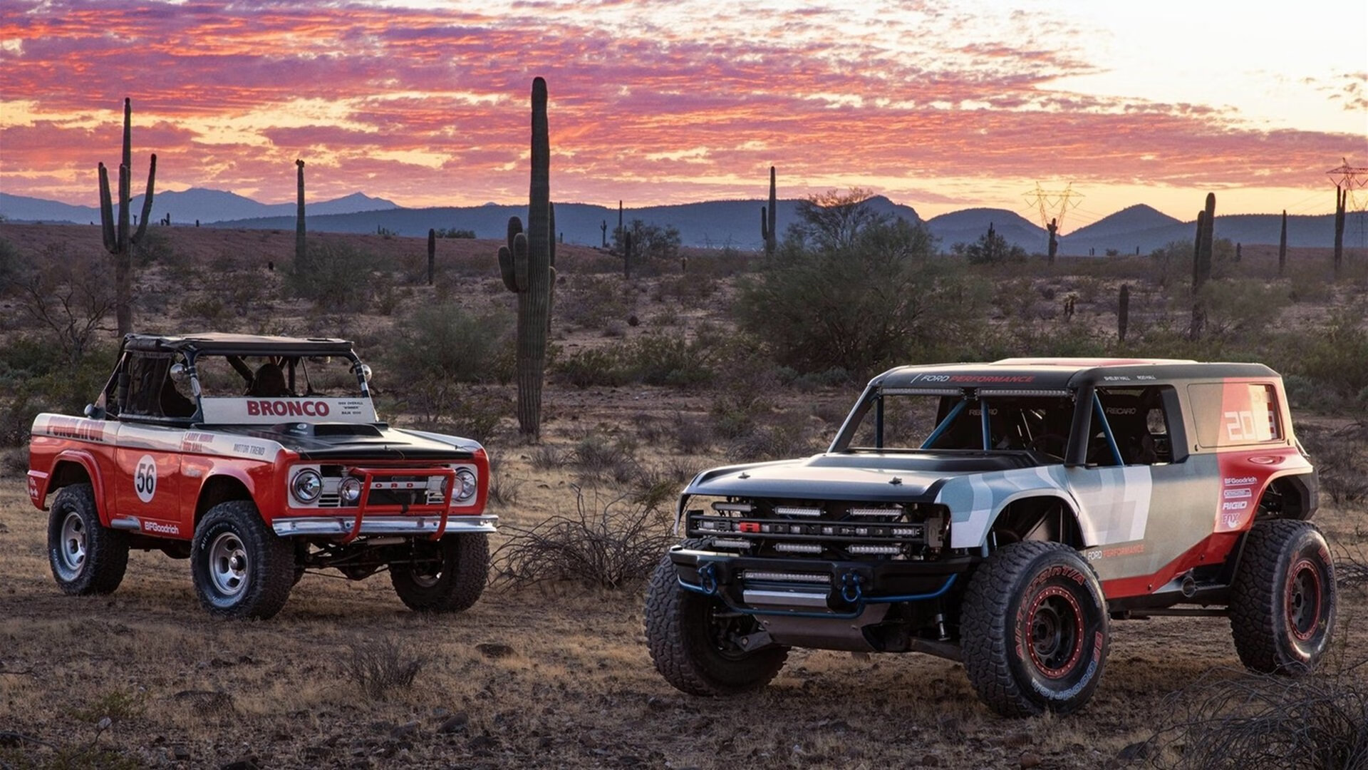 九游网页版官网-“AI越位+裁判头戴摄像：技术革新引发热议”